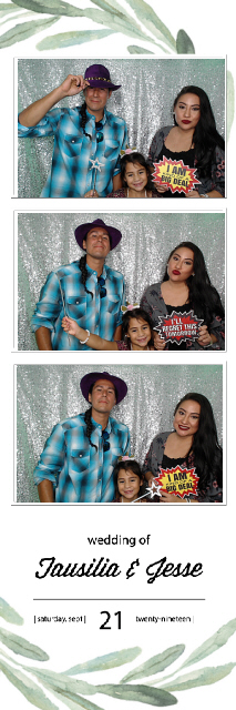 Tausila and Jesse's Wedding | View more photos from the event at gallery.photoboothbillings.com/u/PhotoBoothBillings/Tausila-and-Jesses-Wedding